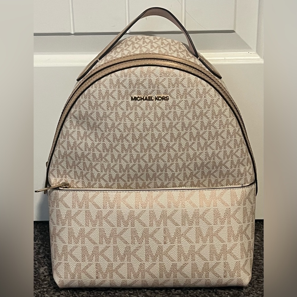 Michael Kors Logo Cream Backpack with Rose Gold Accents Sheila NWOT